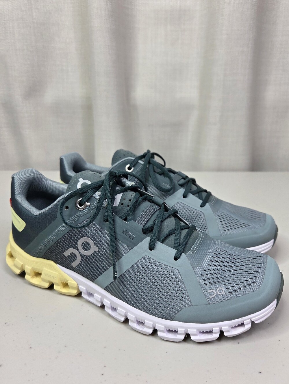 On Running Cloud Cloudflow Size 7.5 Sea/Limelight Helion Women's Shoes Sneakers - Picture 2 of 13